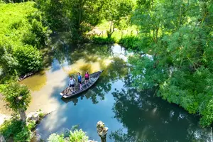 Vendée Marais Poitevin, le Mazeau, Ballade en barque dans le Marais Poitevin